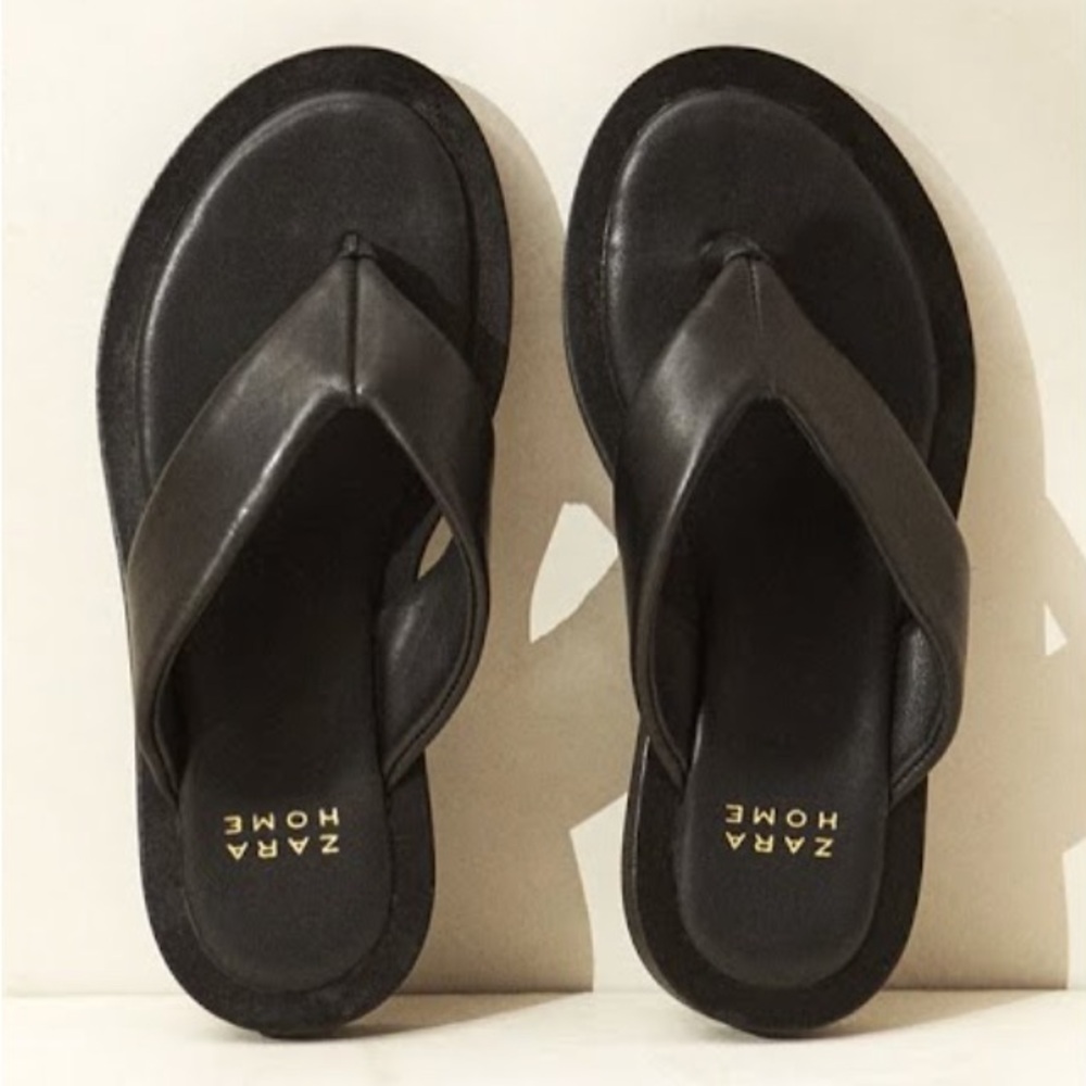 ❌SOLD❌ Zara Home Leather Platform Flip Flop Sandals, Size 37